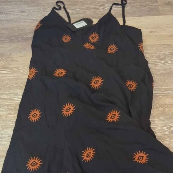 Disturbia Dresses & Skirts - Disturbia dress size us 12 solstice embroidered Cami Hanky hem midaxi dress new